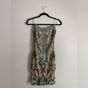 Windsor Nude/Green Dress